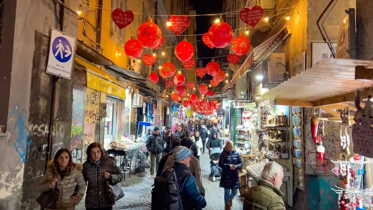15 Amazing things to do in Naples - Italy's most under-rated city